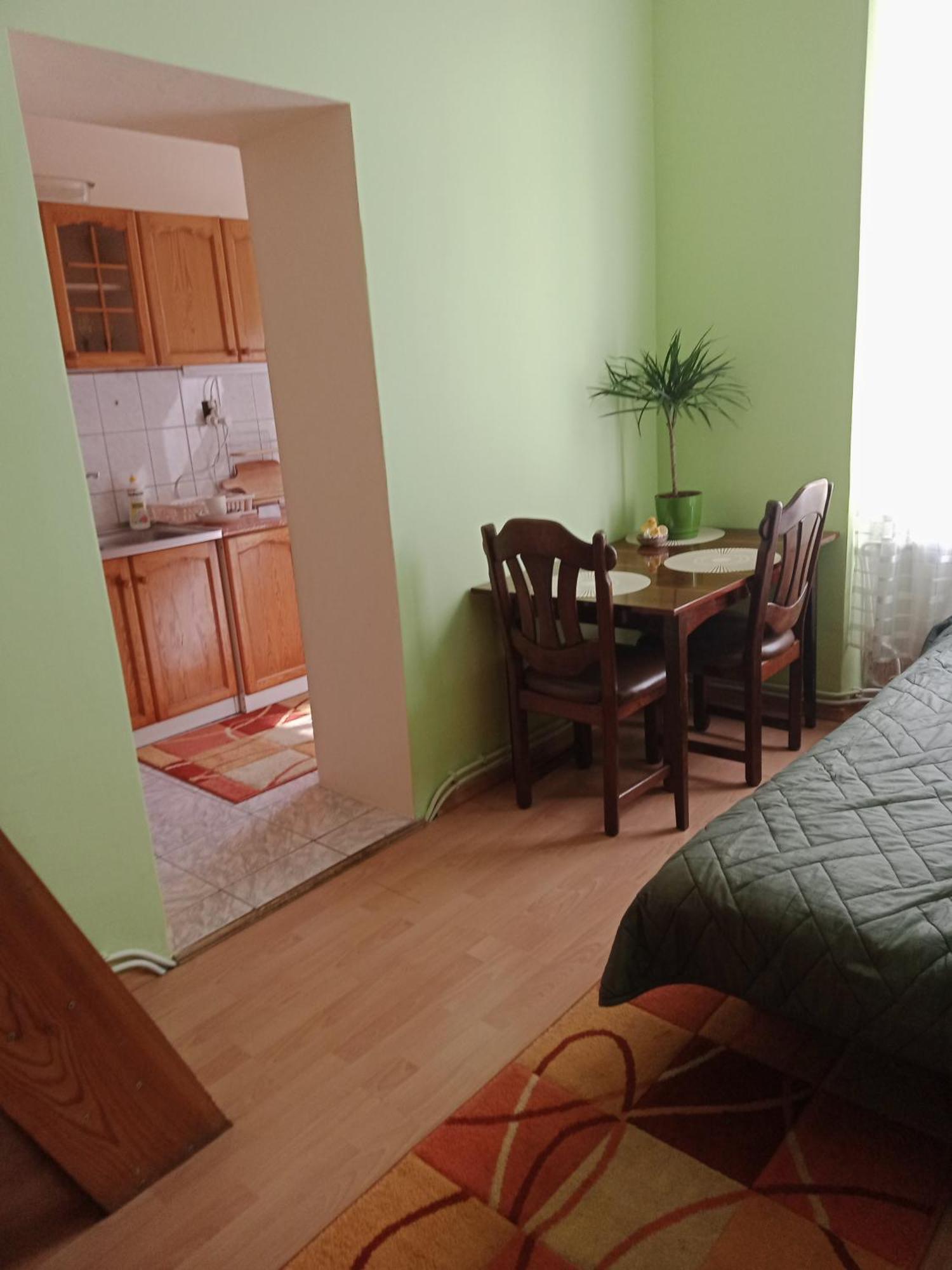 Apartament Kolo Dworcu Przemyśl Εξωτερικό φωτογραφία